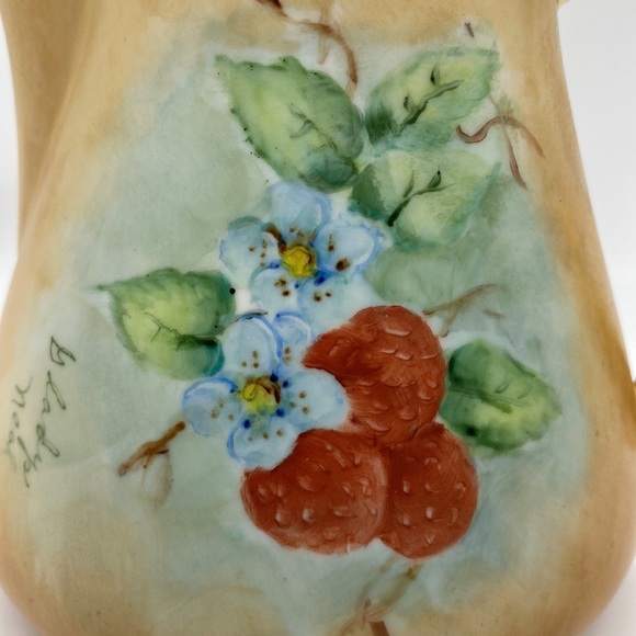 Vintage Signed fine porcelain pitcher - Picture 10 of 13